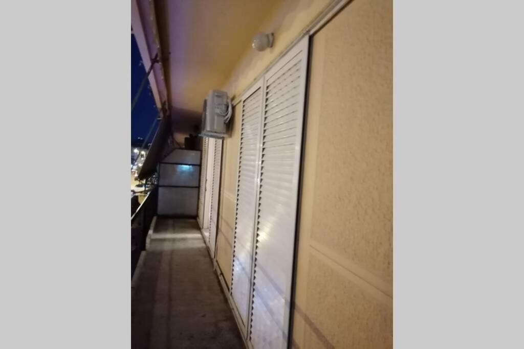 Athens City Apartment Next To Intercontinental II Exterior photo